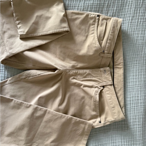 Lululemon Athletica Dark Beige Pants - Picture 4 of 6